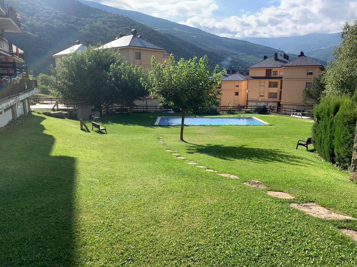 Apartament La Ruella Sort Luaran gambar